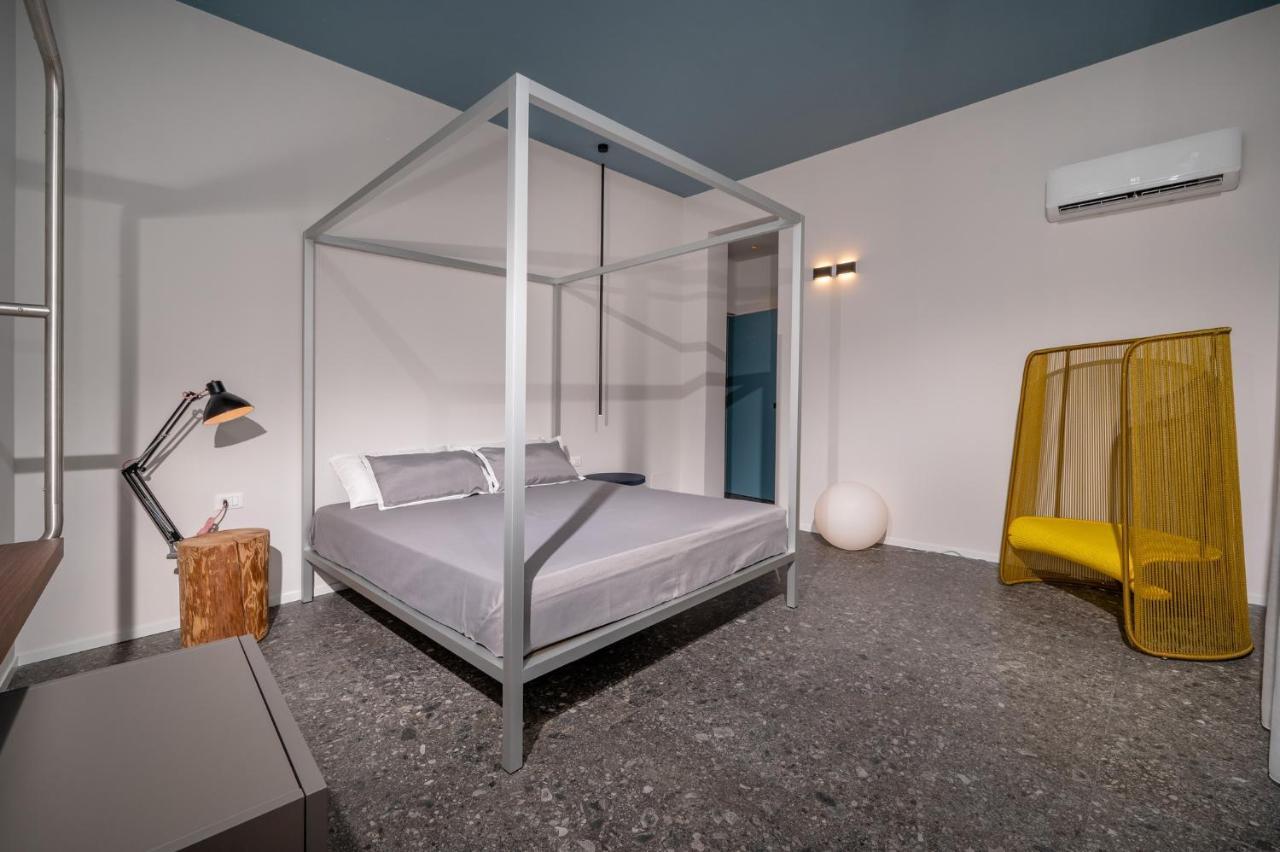 Bed 10.5 - Design Suite Castellammare del Golfo Luaran gambar
